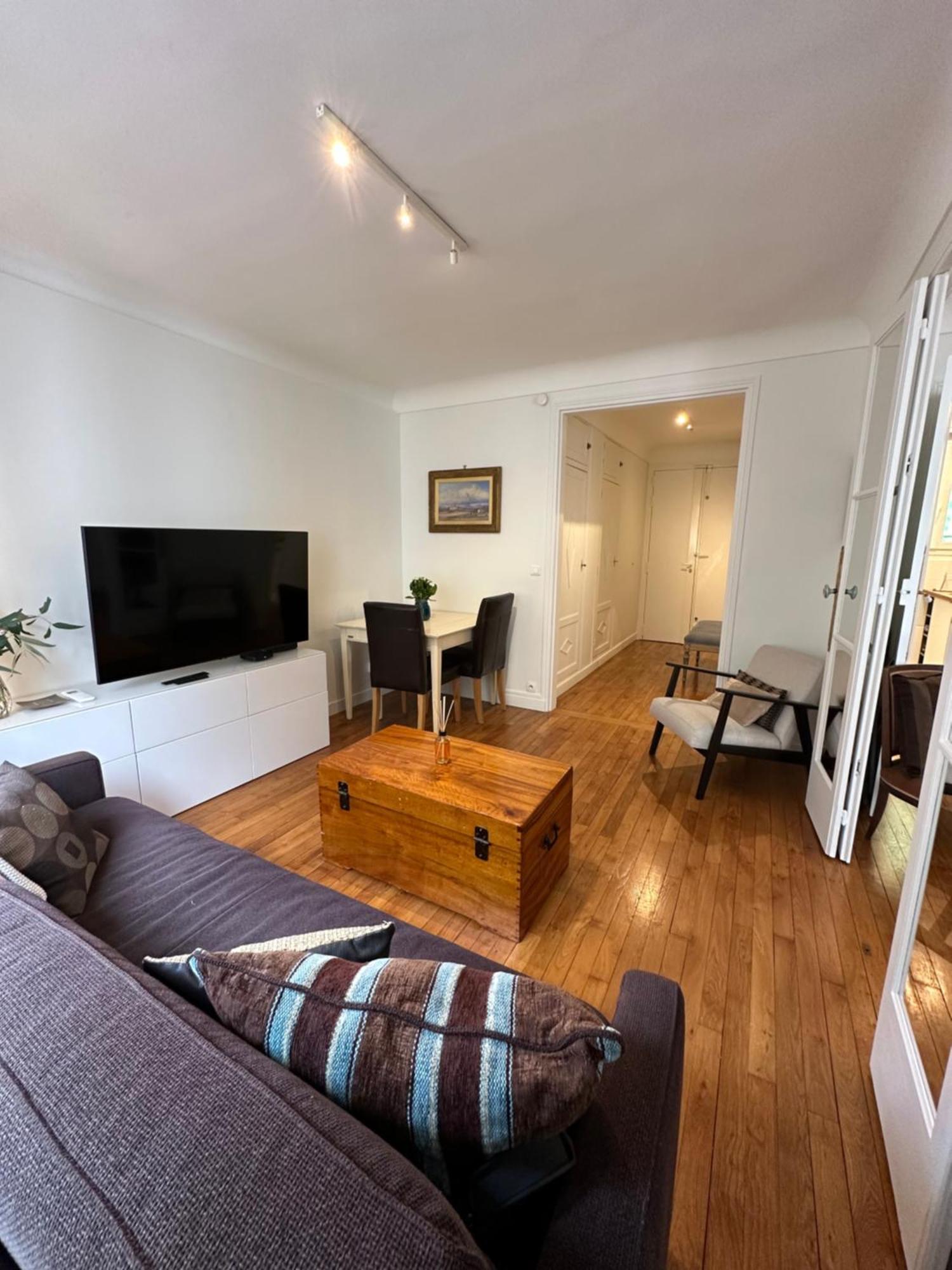 L.c. Grandtour Appartement *